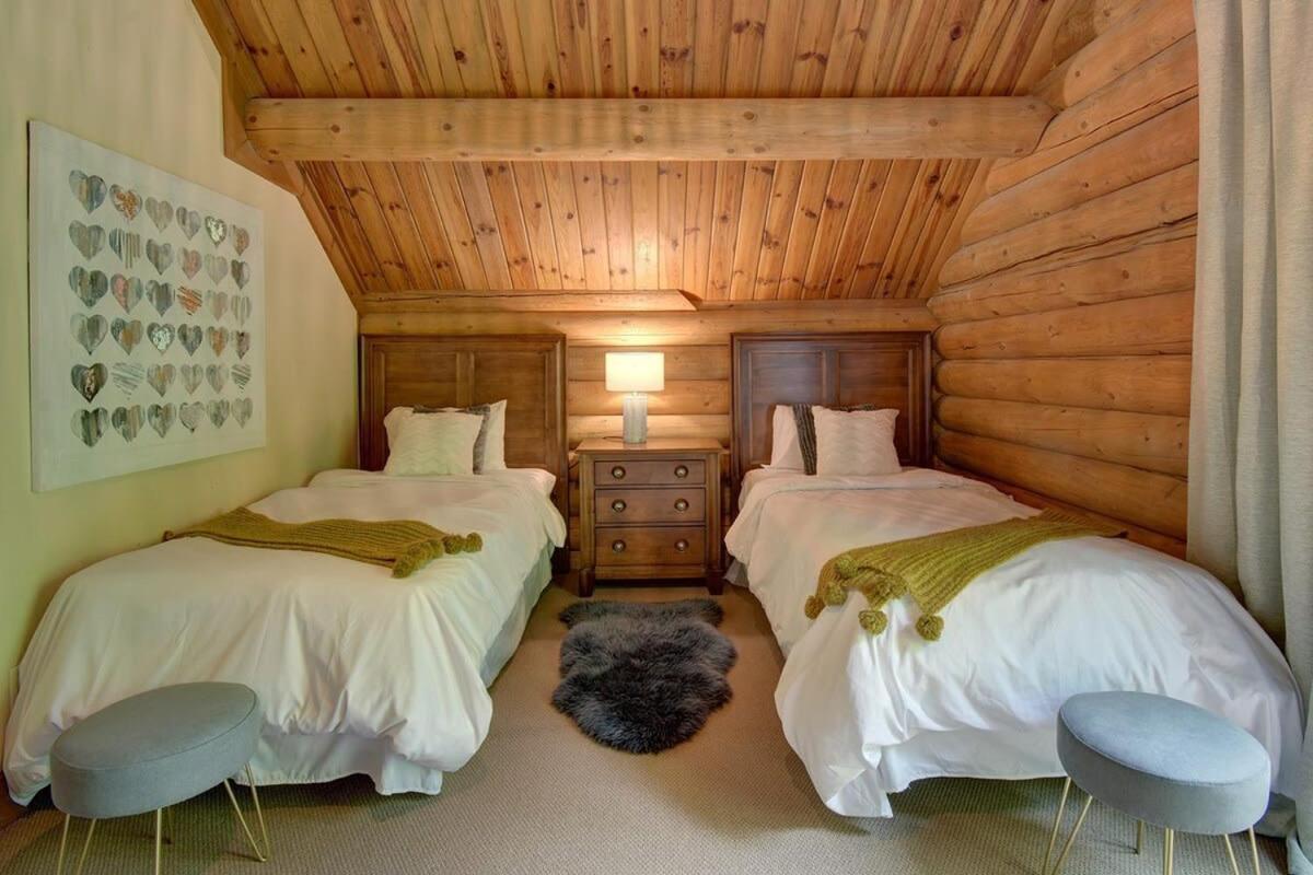 Chic Familiale, Relaxant Avec Spa En Montagnes Labelle Kültér fotó